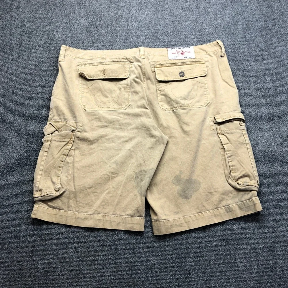 Baggy Y2K True Religion Mens Tan Khaki Cargo Shorts Size 42